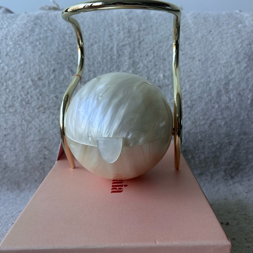 Cult Gaia Gold and Cream Spherical Clutch - Picture 5 of 9
